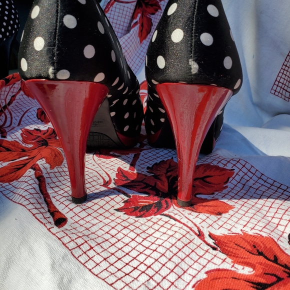 Rampage Polka dot heels - Picture 3 of 8